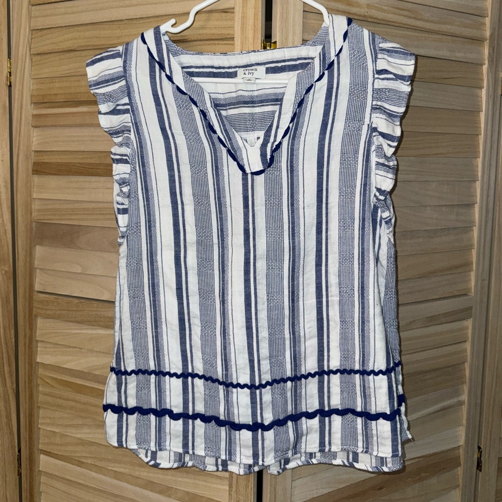 Crown & Ivy striped blouse